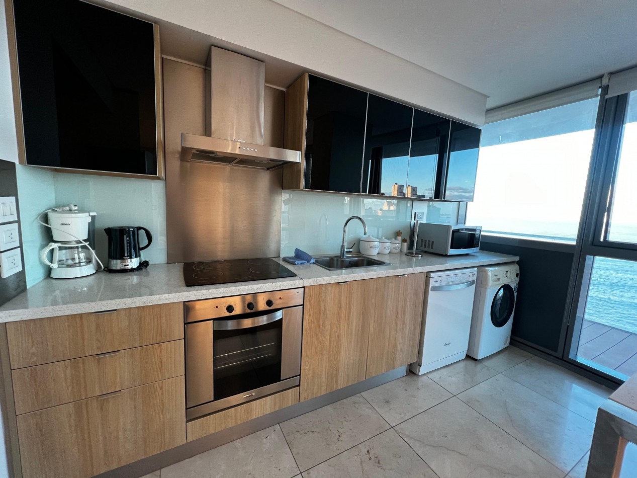 Alquiler dos Ambientes Maral Explanada Cesar Pelli