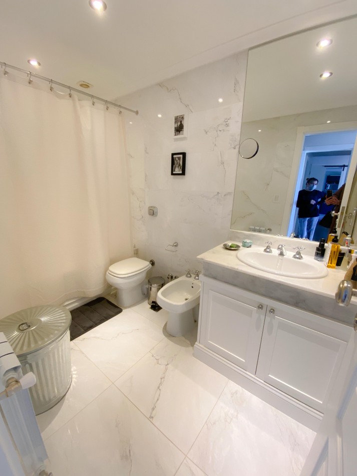 EXCLUSIVO 4 AMBIENTES CON DOBLE COCHERA Y TERRAZA PROPIA