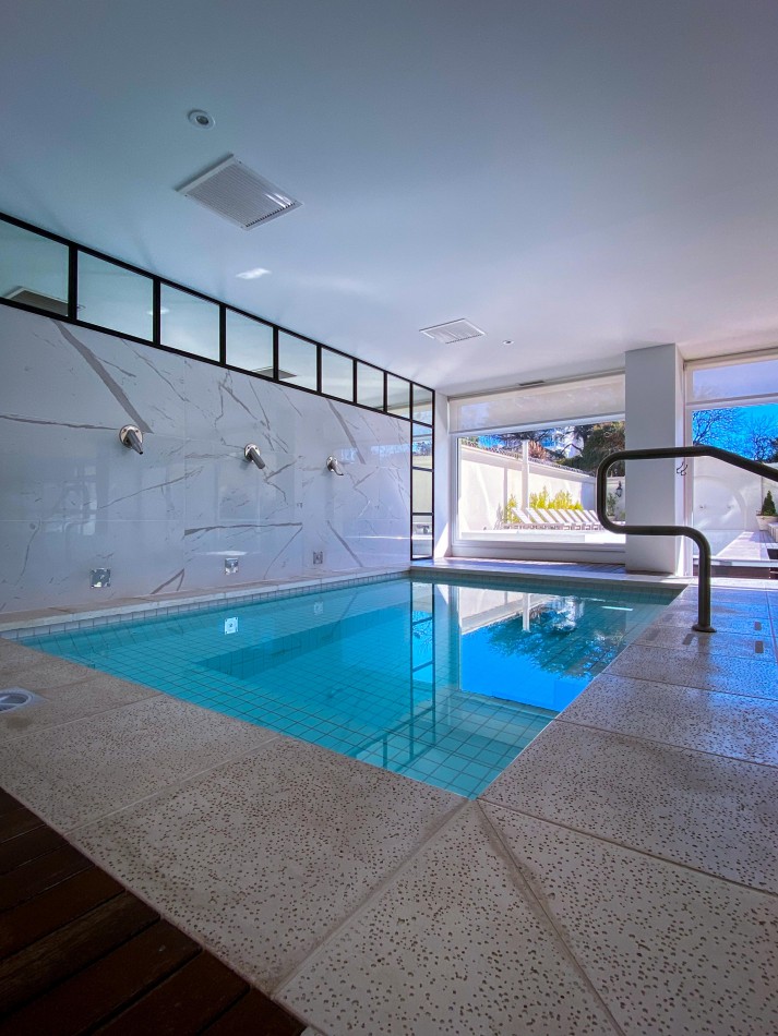 EXCLUSIVO 4 AMBIENTES CON DOBLE COCHERA Y TERRAZA PROPIA