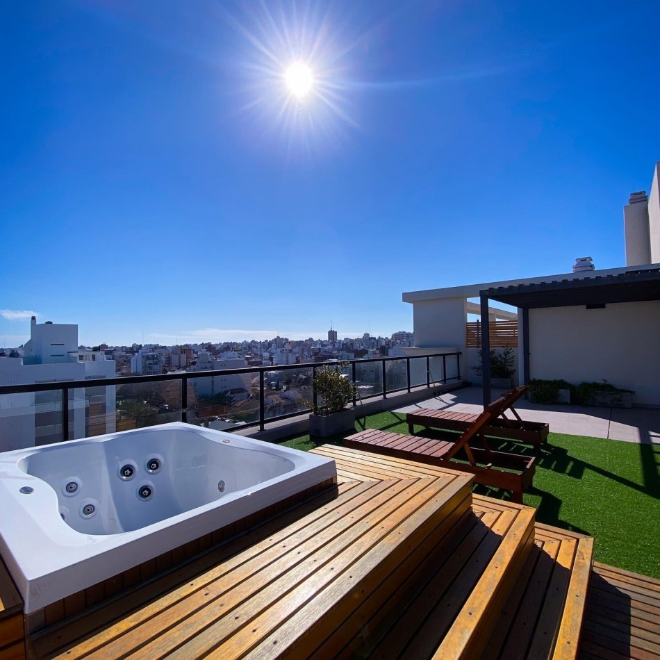 EXCLUSIVO 4 AMBIENTES CON DOBLE COCHERA Y TERRAZA PROPIA