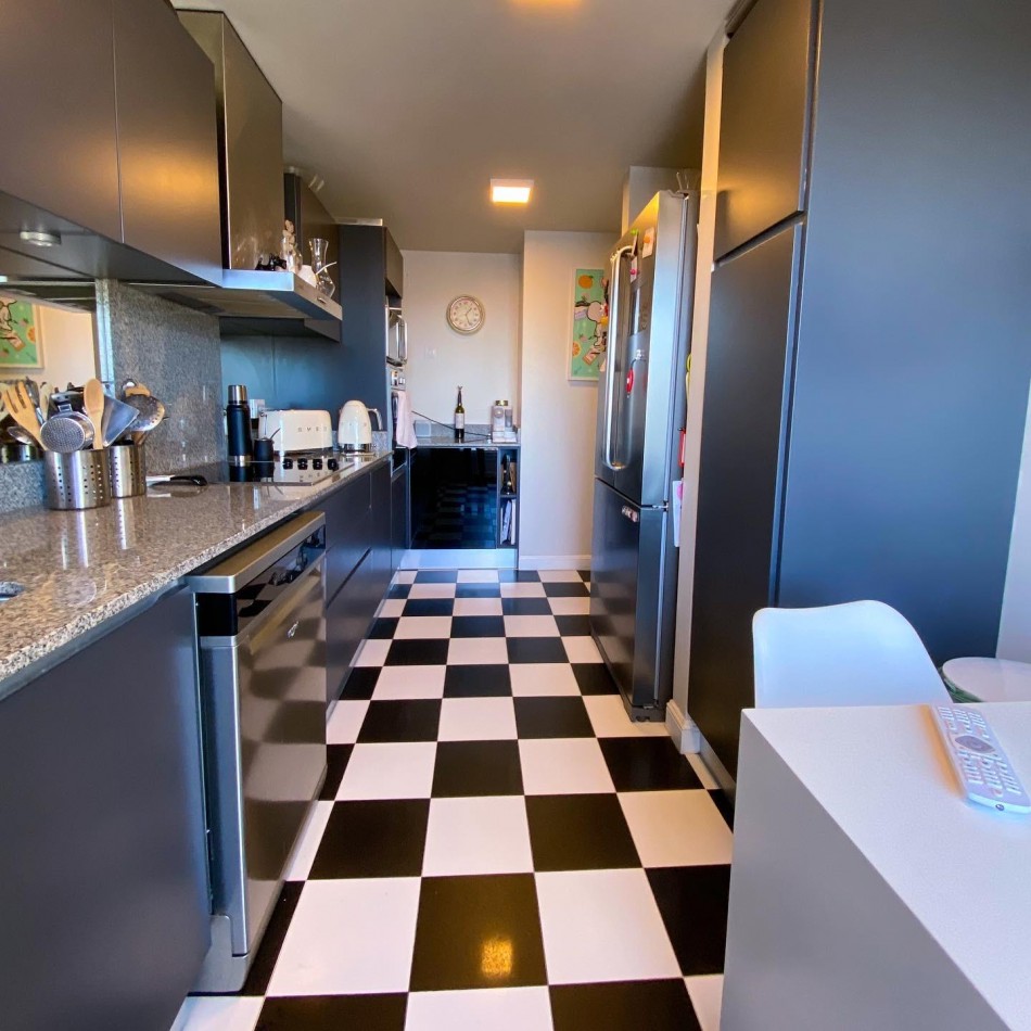EXCLUSIVO 4 AMBIENTES CON DOBLE COCHERA Y TERRAZA PROPIA