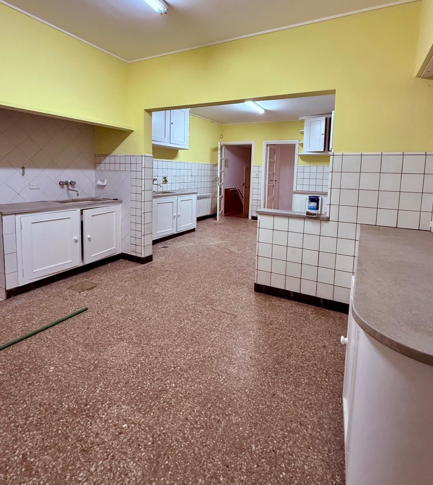 ALQUILER 24 MESES - CHALET 6 AMBIENTES - PLAYA GRANDE