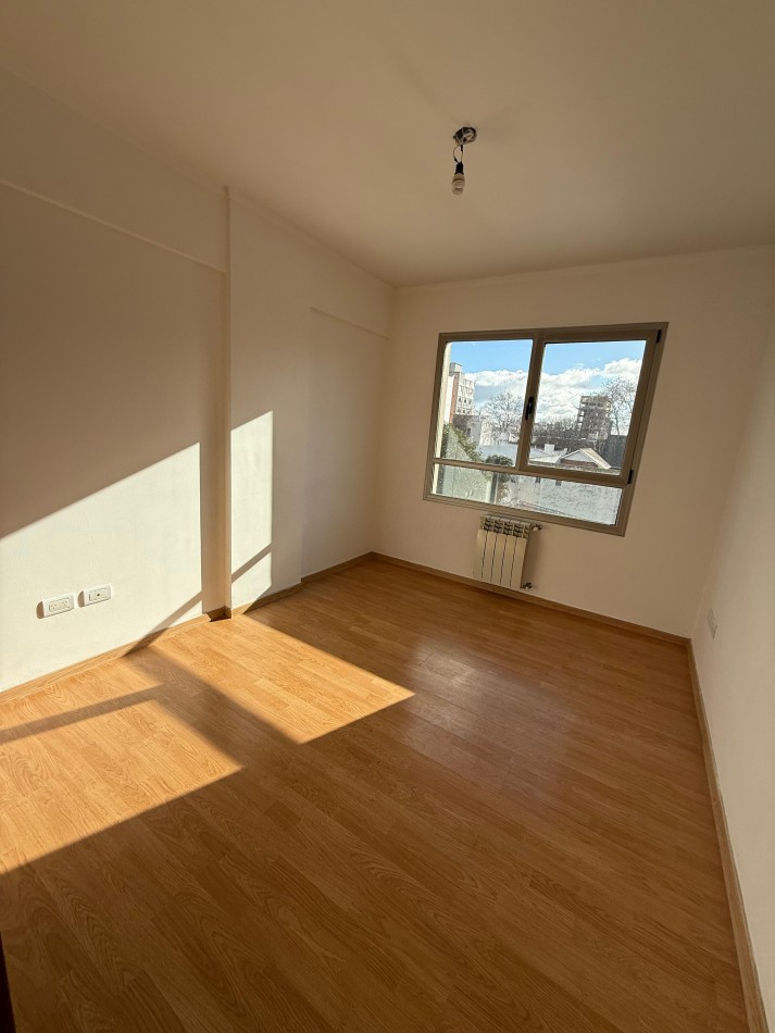 semipiso de 3 ambientes en alquiler por 24 meses 