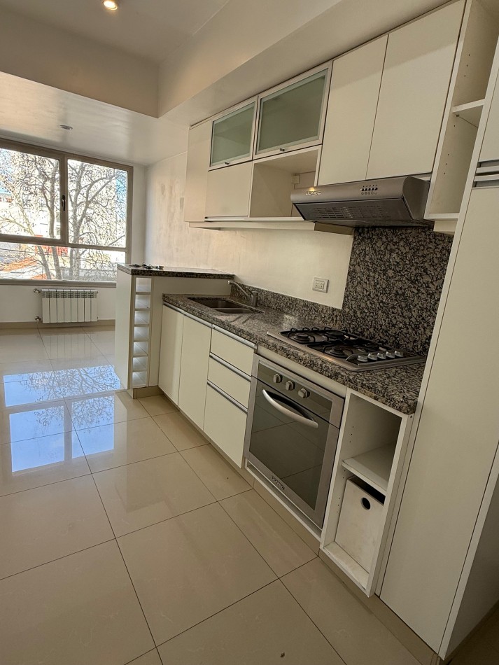 semipiso de 3 ambientes en alquiler por 24 meses 