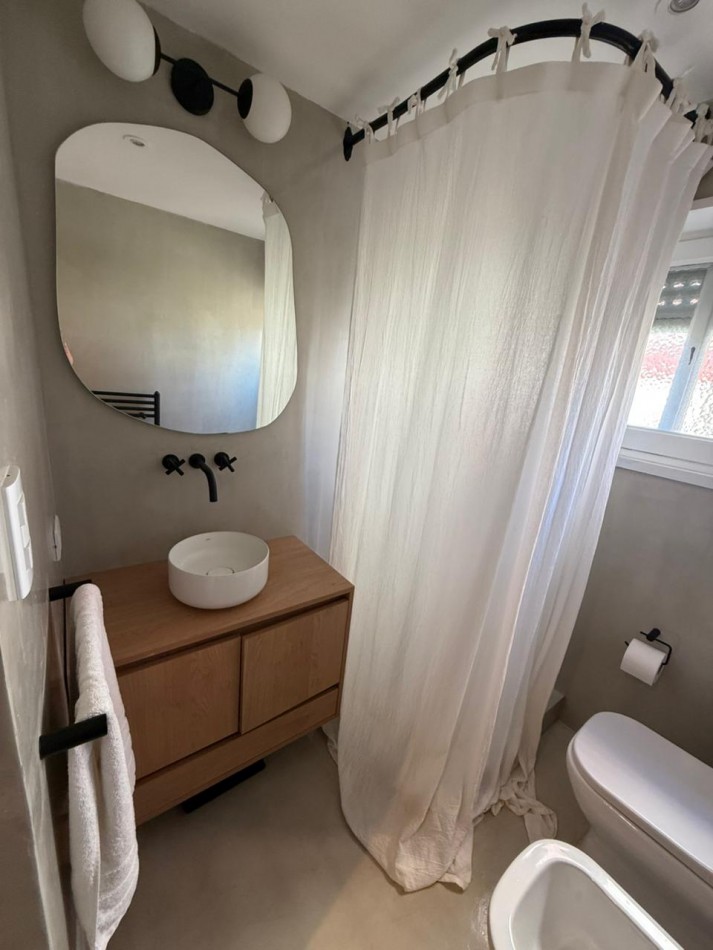 Semipiso 4 ambientes con Cochera y Baulera Reciclado Varese 