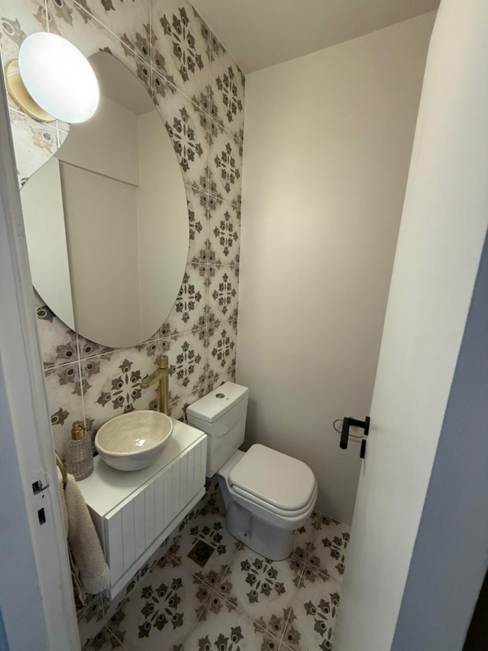 Semipiso 4 ambientes con Cochera y Baulera Reciclado Varese 