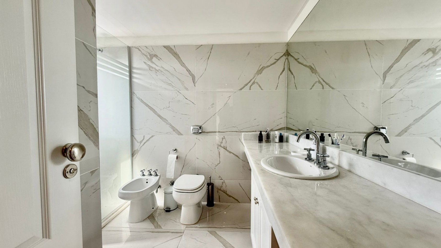 ALQUILER 24 MESES - 3 AMBIENTES UNICO C/ DOBLE COCHERA - ZONA STELLA MARIS