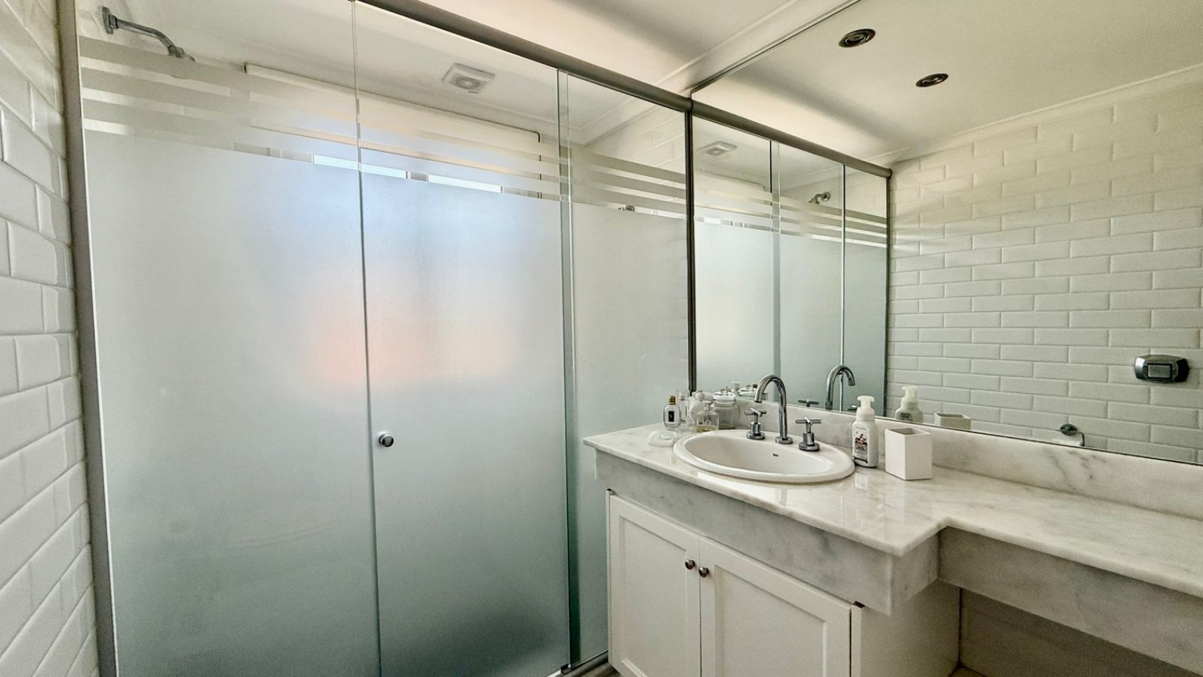 ALQUILER 24 MESES - 3 AMBIENTES UNICO C/ DOBLE COCHERA - ZONA STELLA MARIS