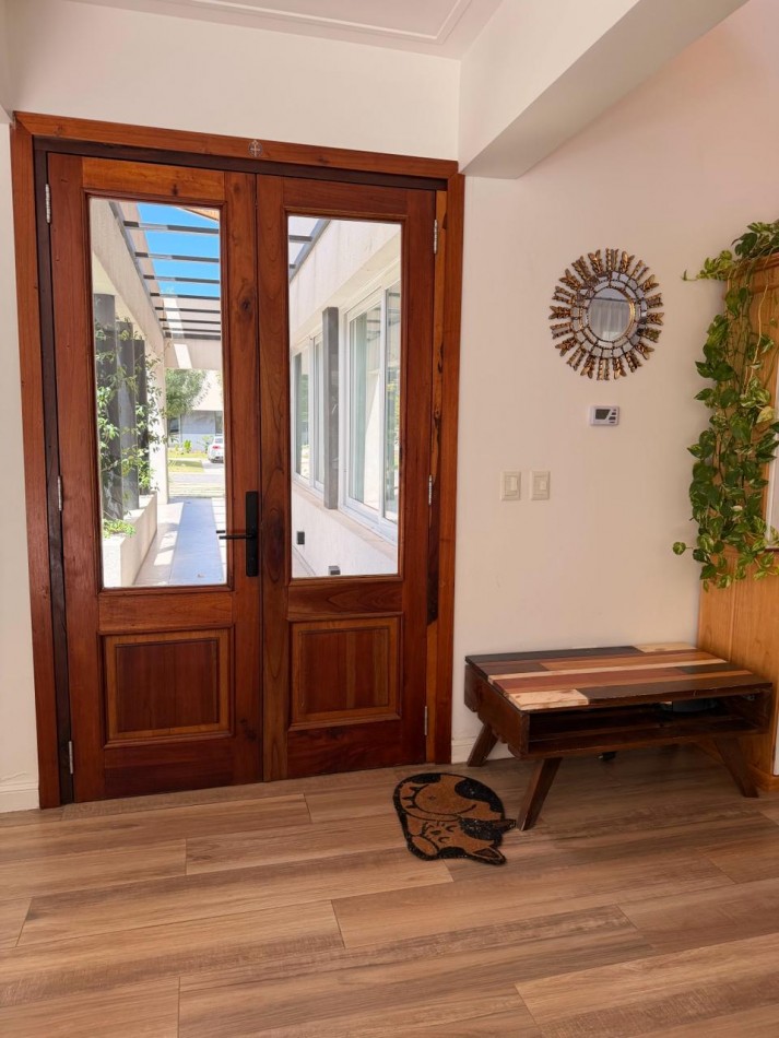 VENTA - EXCLUSIVA CASA - BARRIO PRIVADO ARENAS DEL SUR