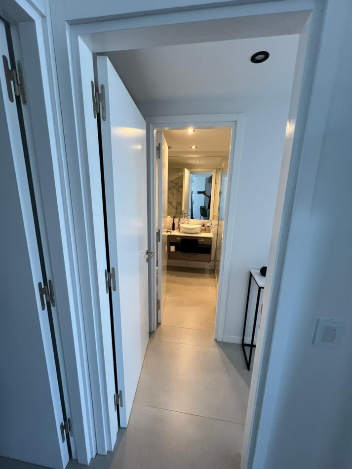 ALQUILER ZONA GUEMES - 2 AMBIENTES  C/ COCHERA 