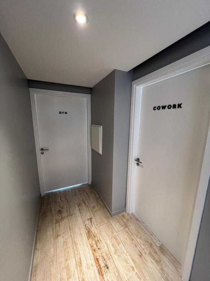 ALQUILER ZONA GUEMES - 2 AMBIENTES  C/ COCHERA 