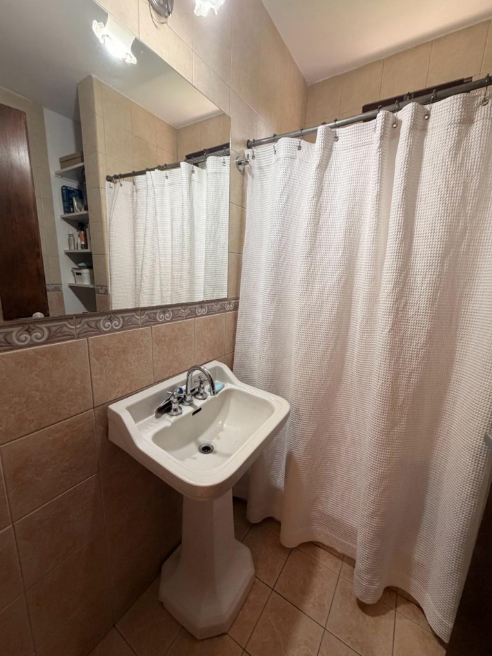 VENTA - CASA DE 3 AMB C/ DEP - ZONA ALFAR