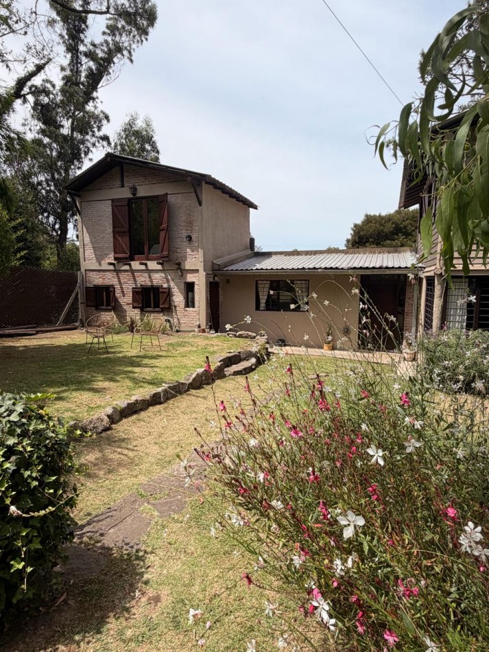 VENTA - CASA DE 3 AMB C/ DEP - ZONA ALFAR