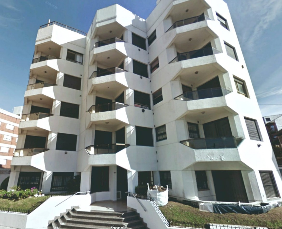 24 MESES - DTO 4 AMBIENTES CON TERRAZA Y QUINCHO PROPIO - PLAYA GRANDE