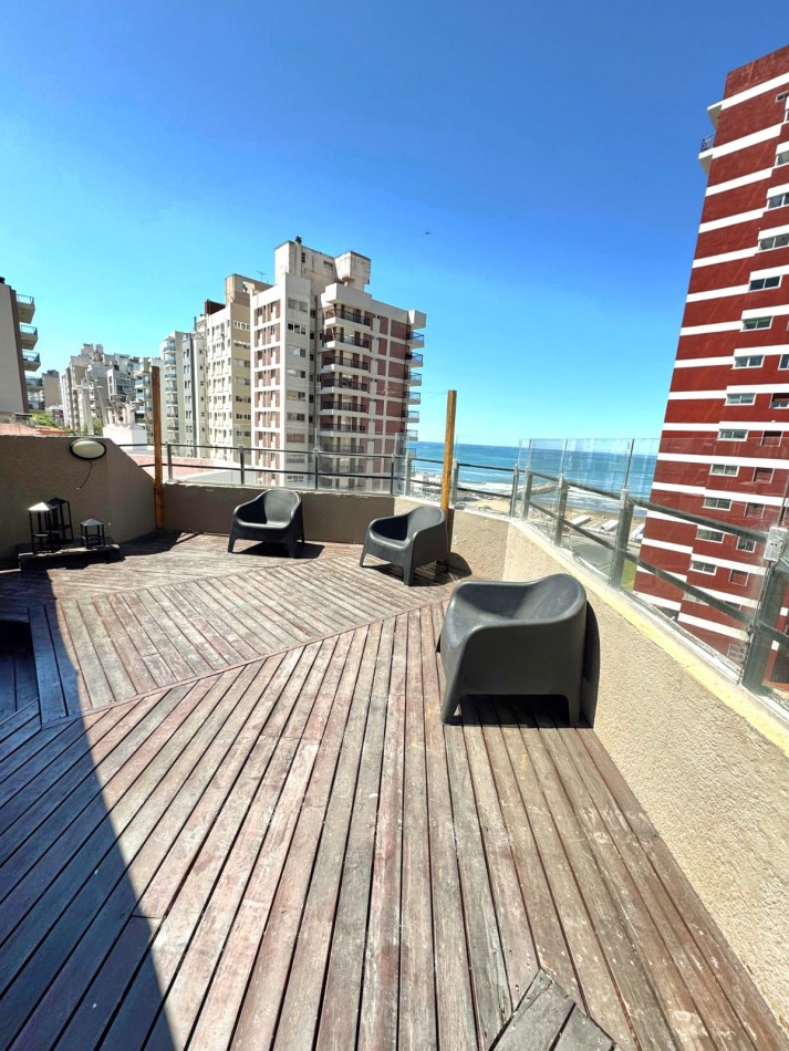24 MESES - DTO 4 AMBIENTES CON TERRAZA Y QUINCHO PROPIO - PLAYA GRANDE