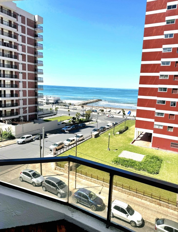 24 MESES - DTO 4 AMBIENTES CON TERRAZA Y QUINCHO PROPIO - PLAYA GRANDE