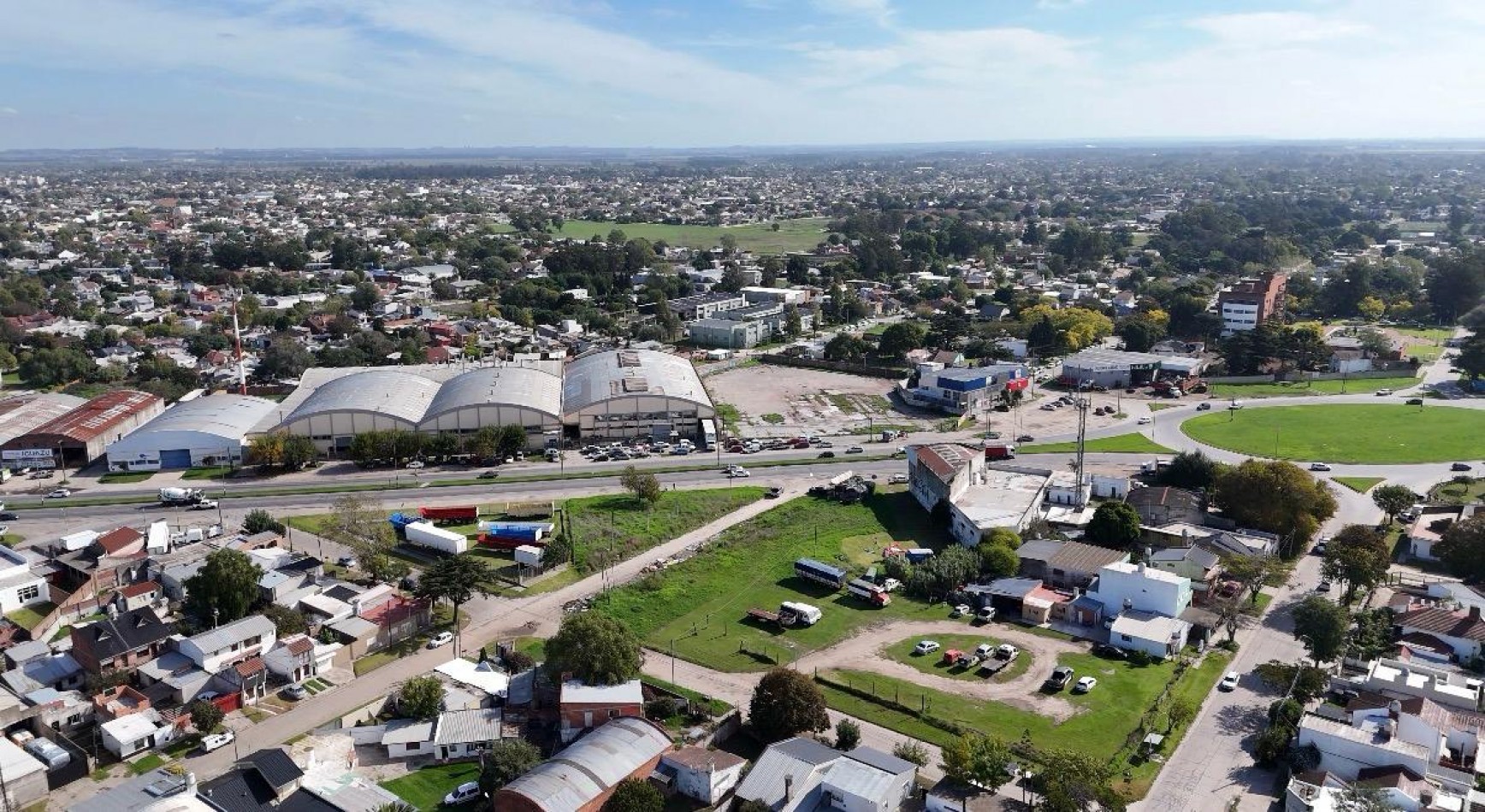 Gran Lote Sobre Avenida champagnat 