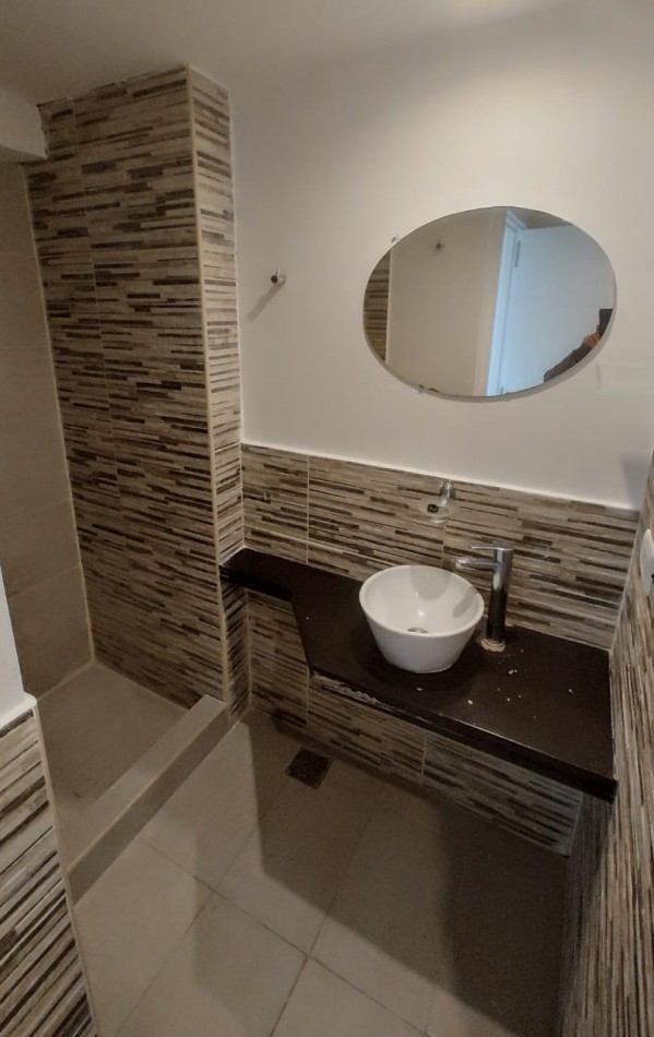 VENTA - DEPARTAMENTO 3 AMBIENTES - MACROCENTRO