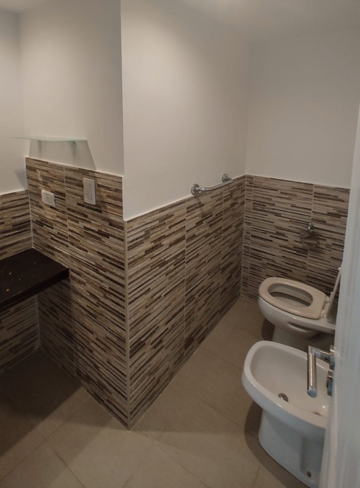 VENTA - DEPARTAMENTO 3 AMBIENTES - MACROCENTRO