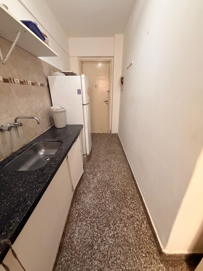 VENTA - 2 AMBIENTES - ZONA ALDREY