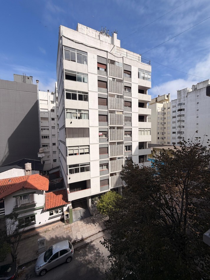 VENTA - 2 AMBIENTES - ZONA ALDREY