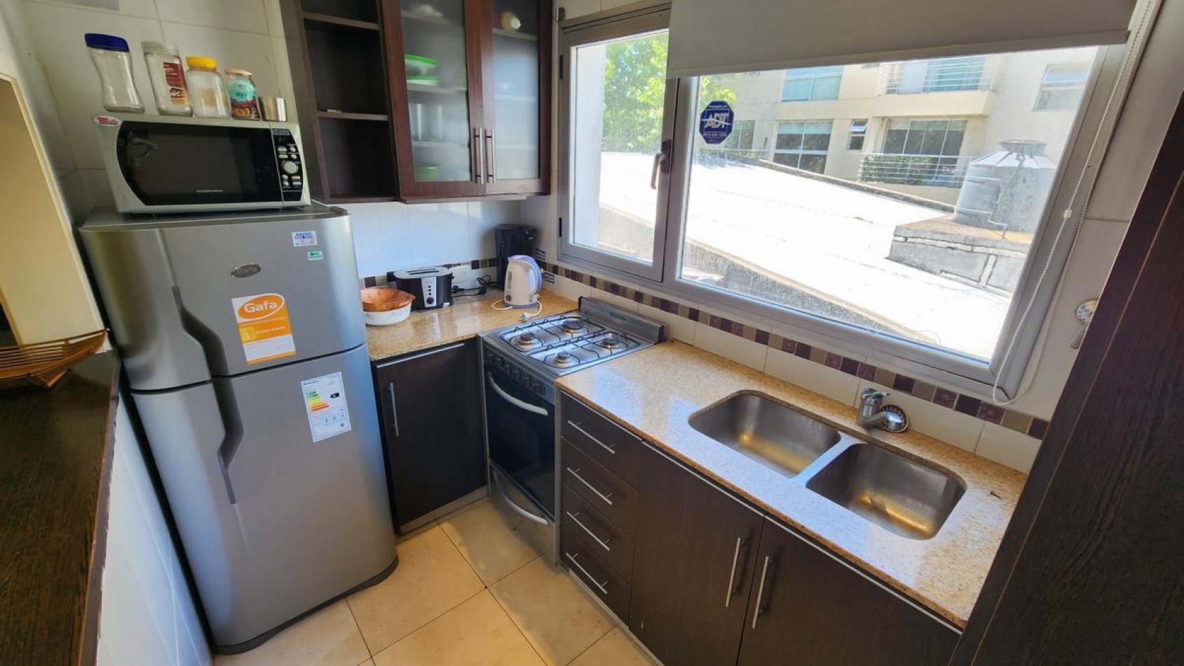 Alquiler Temporario Duplex 3 Ambientes C/ Cochera Zona Guemes.