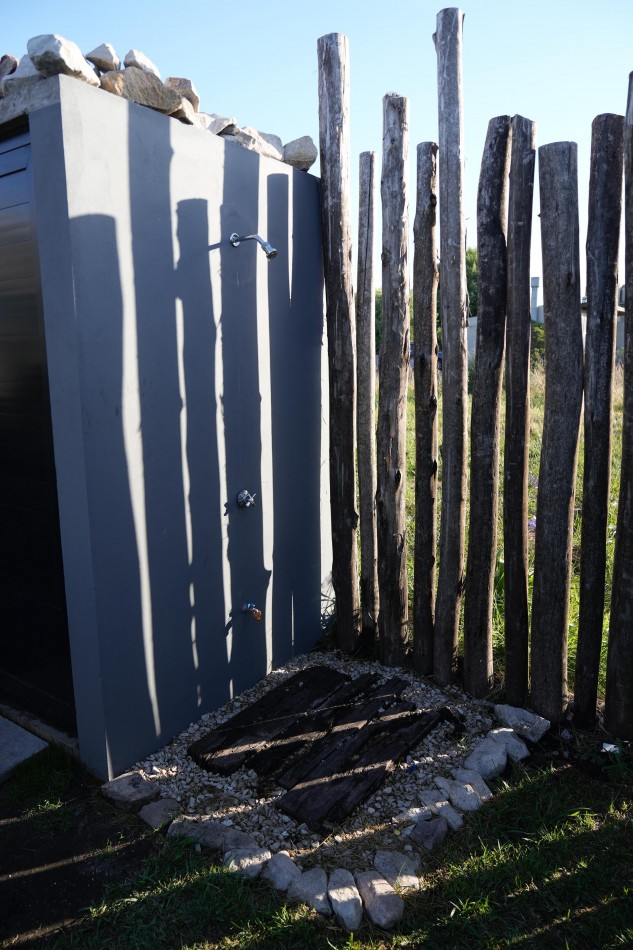 Casas Espejo En Acantilados A Metros Del Mar