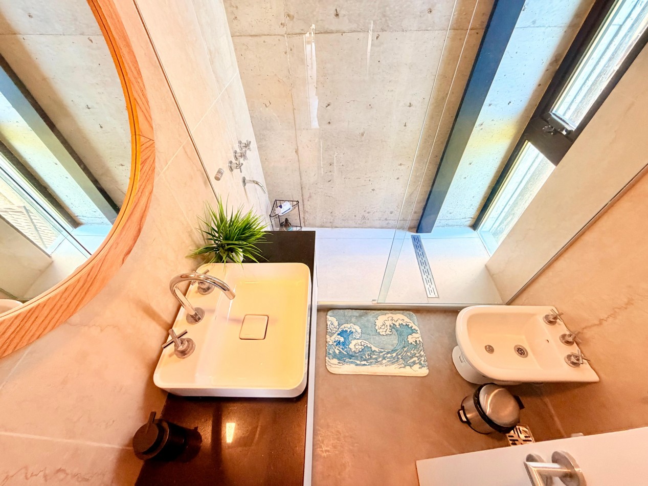 Casas Espejo En Acantilados A Metros Del Mar