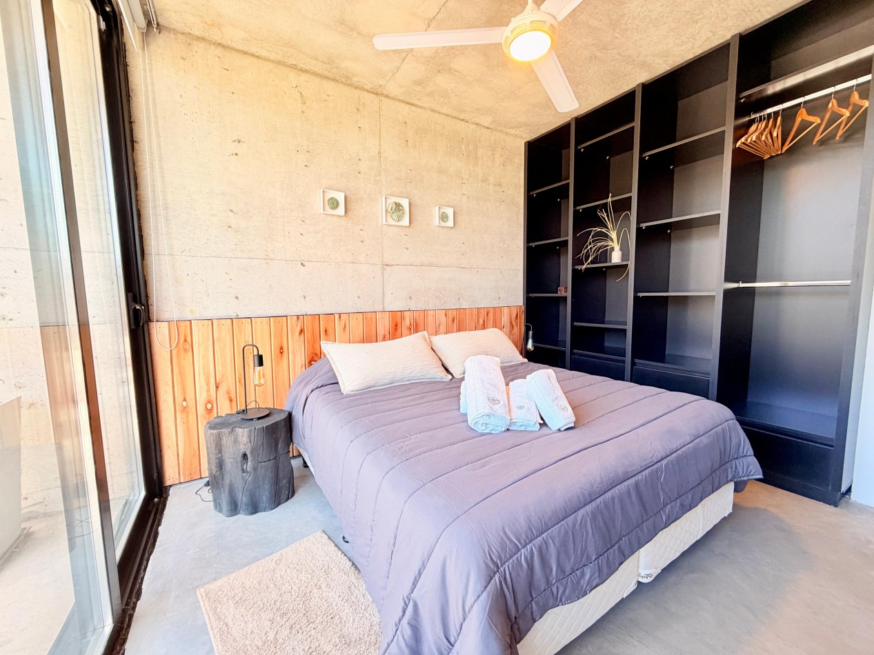 Casas Espejo En Acantilados A Metros Del Mar