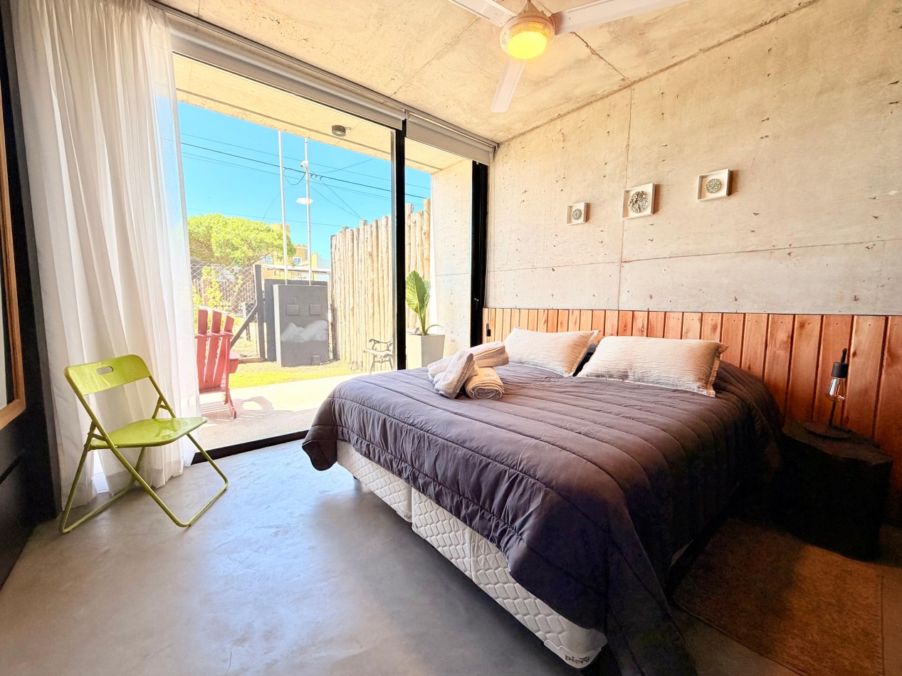 Casas Espejo En Acantilados A Metros Del Mar