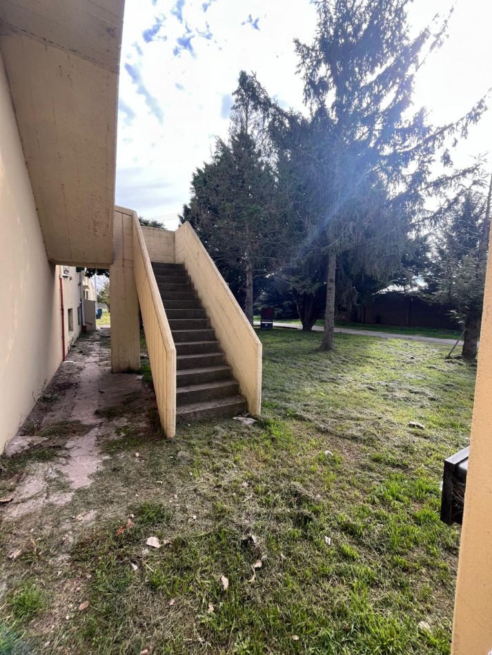 Propiedad Vende O Alquila Inmejorable Ubicacion Comercial Gran Predio Con Galpones Y Oficinas