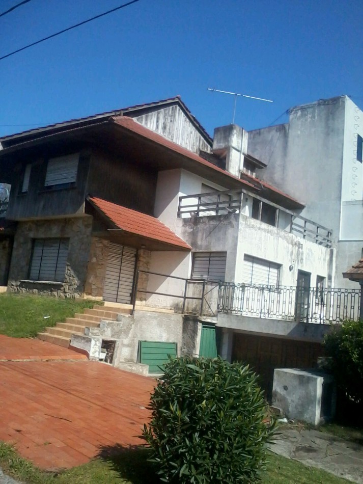 Chalet a reciclar En Playa Grande