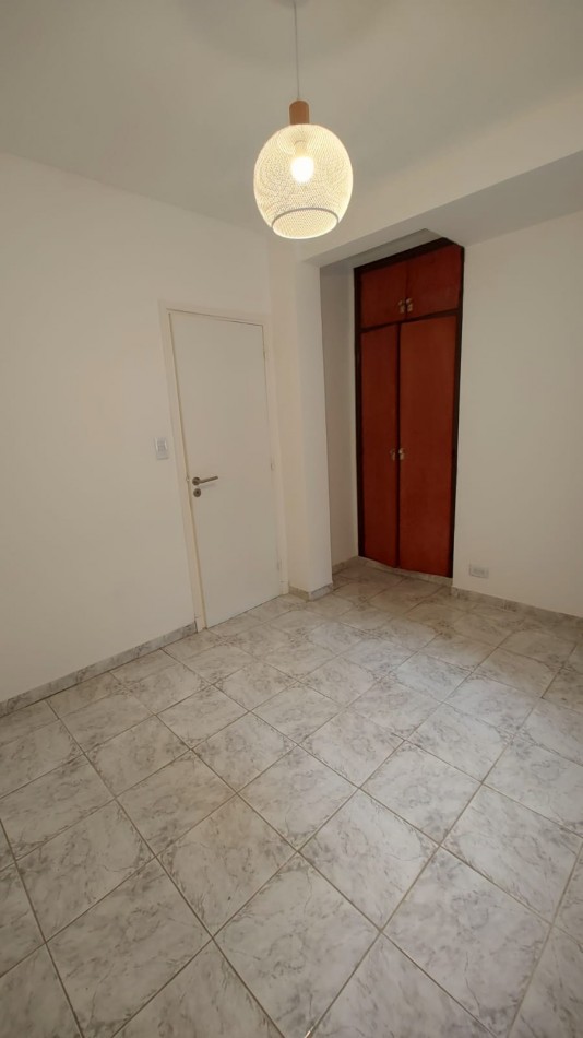 VENTA - DEPARTAMENTO 3 AMBIENTES TOTALMENTE RECICLADO - MACROCENTRO