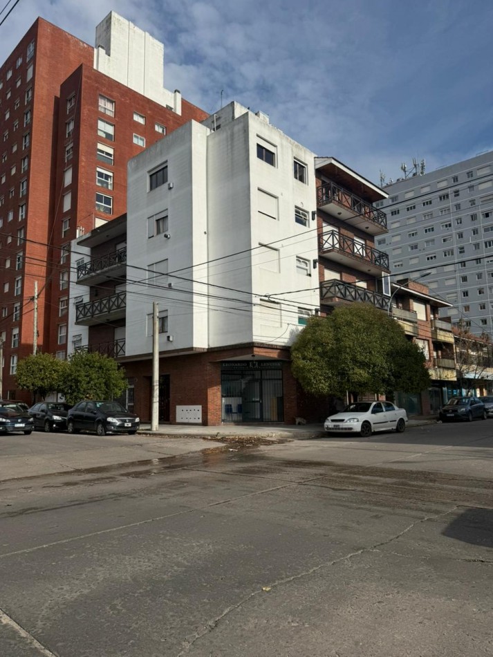 Depto 2 Amb en Venta - Chauvin
