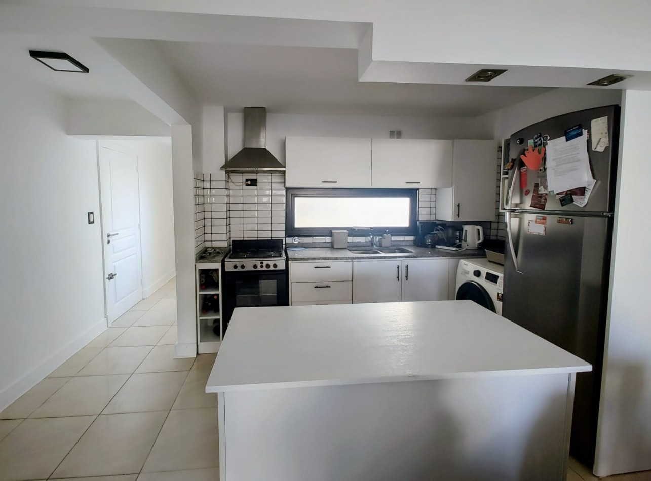 VENTA - DTO 4 AMBIENTES EXTERNO CON COCHERA
