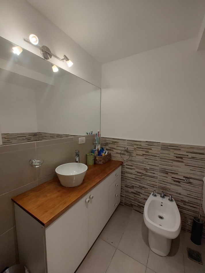 VENTA - DTO 4 AMBIENTES EXTERNO CON COCHERA