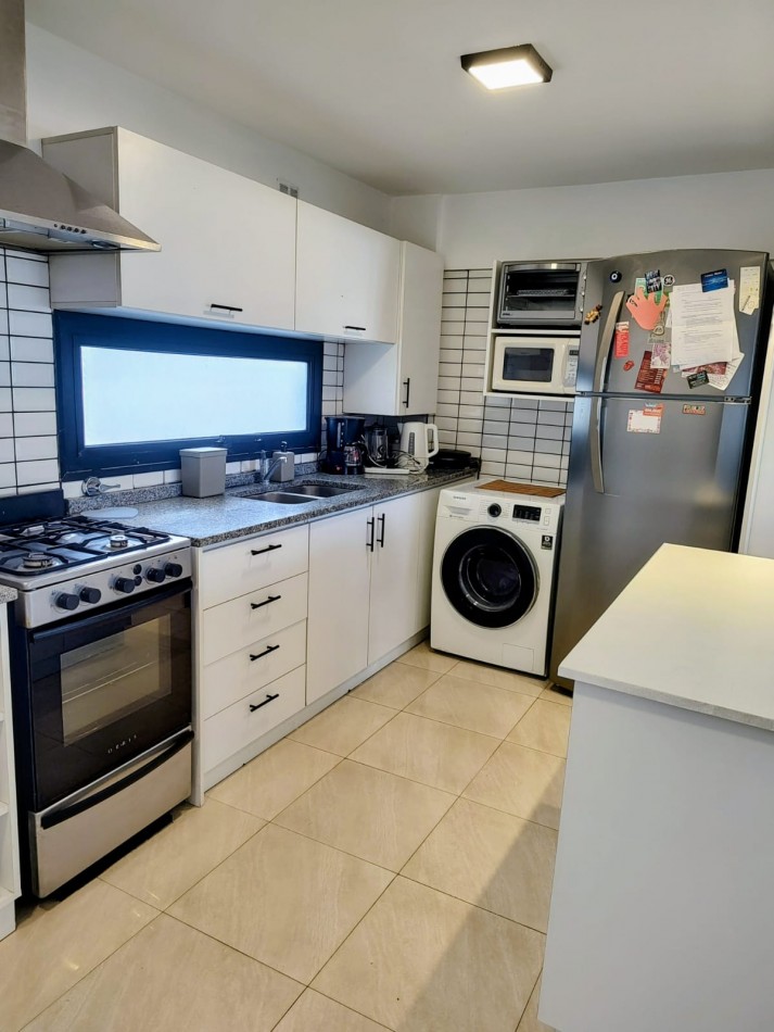 VENTA - DTO 4 AMBIENTES EXTERNO CON COCHERA