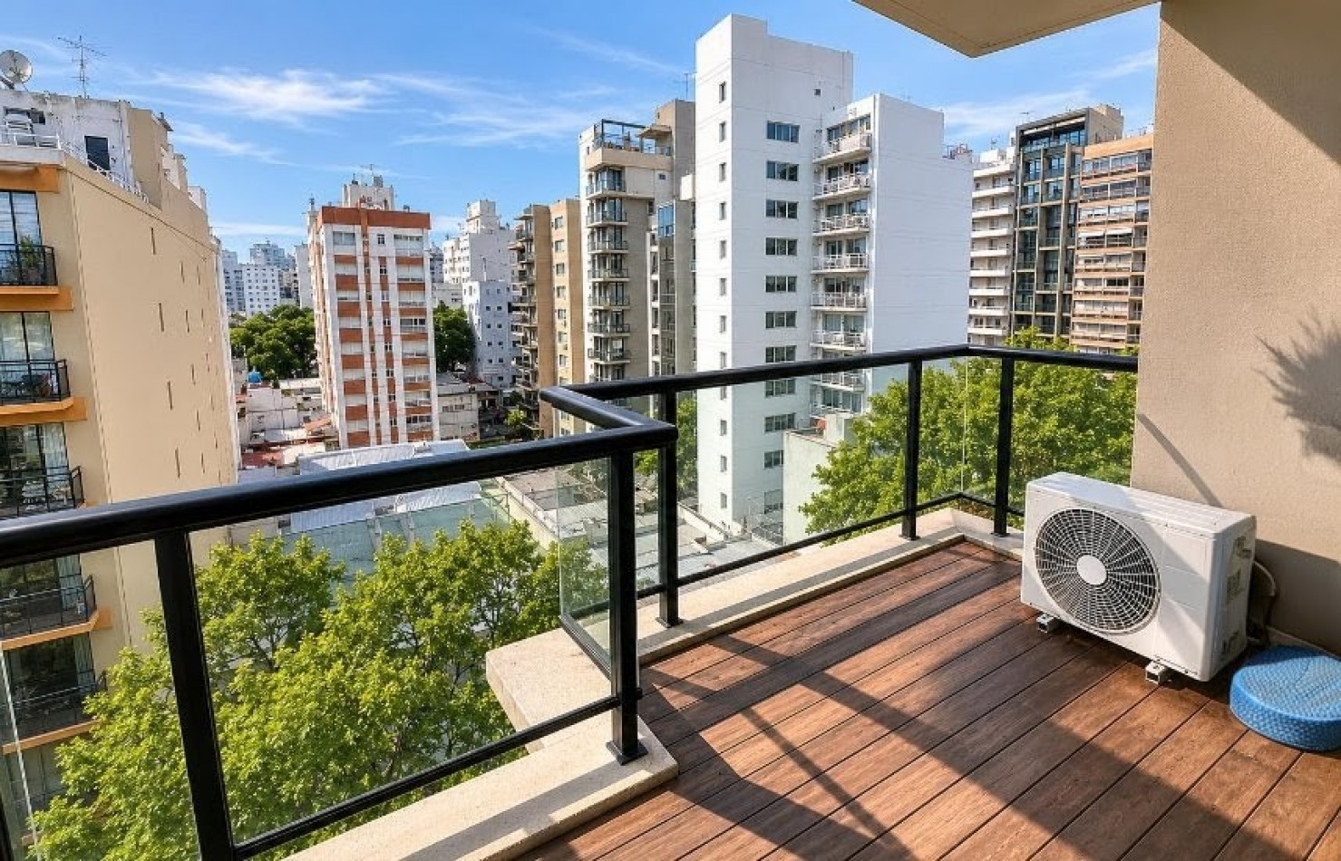 VENTA - DTO 4 AMBIENTES EXTERNO CON COCHERA