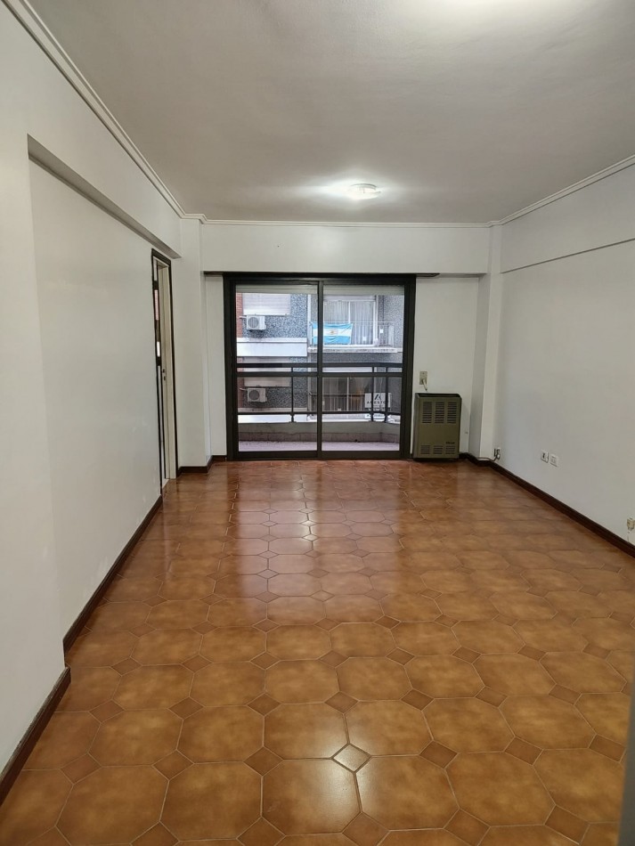 ALQUIILER 24 MESES - 2 AMBIENTES AL FRENTE - PLAZA MITRE