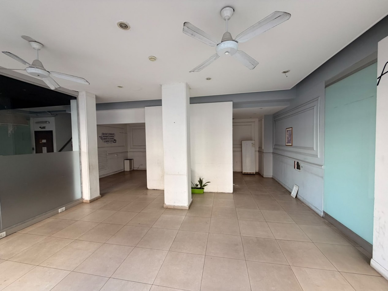 VENTA - HOTEL ZONA PLAZA MITRE/MACROCENTRO - 27 HABITACIONES CON BAÑO PRIVADO