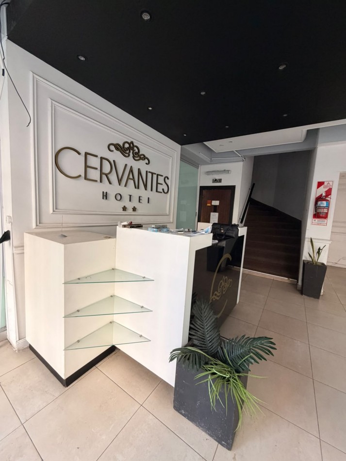 VENTA - HOTEL ZONA PLAZA MITRE/MACROCENTRO - 27 HABITACIONES CON BAÑO PRIVADO