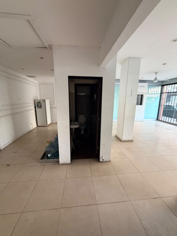 VENTA - HOTEL ZONA PLAZA MITRE/MACROCENTRO - 27 HABITACIONES CON BAÑO PRIVADO