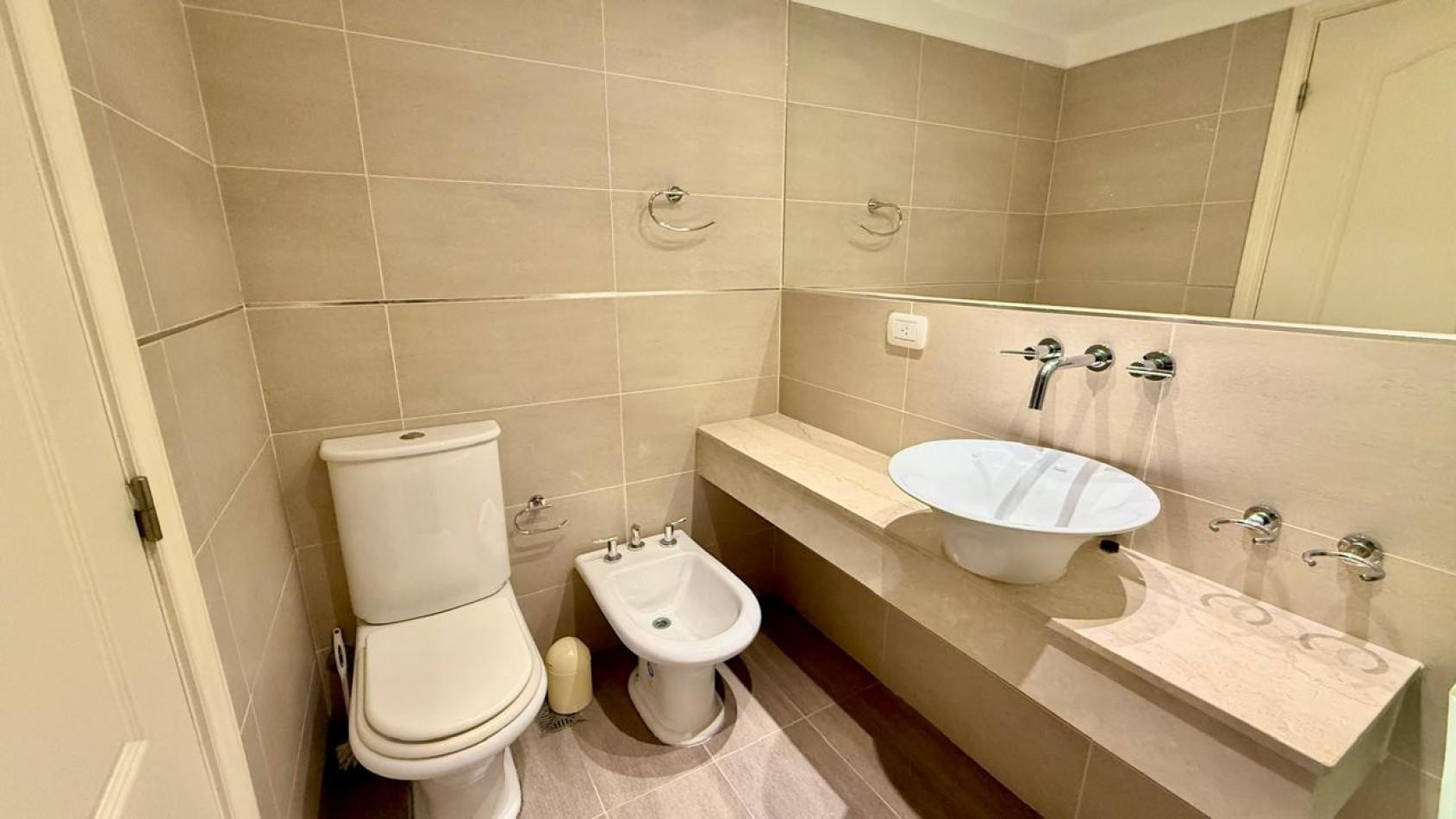 Depto de tres ambientes Varese 