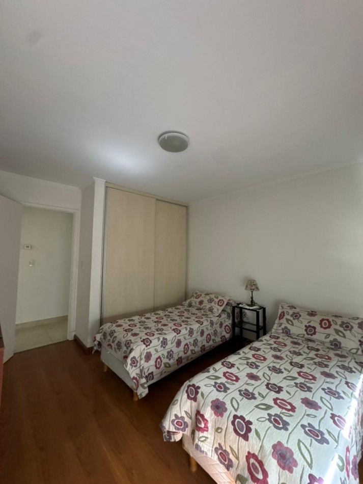 VENTA - CASA CON PARQUE Y PISCINA - SIERRA DE LOS PADRES