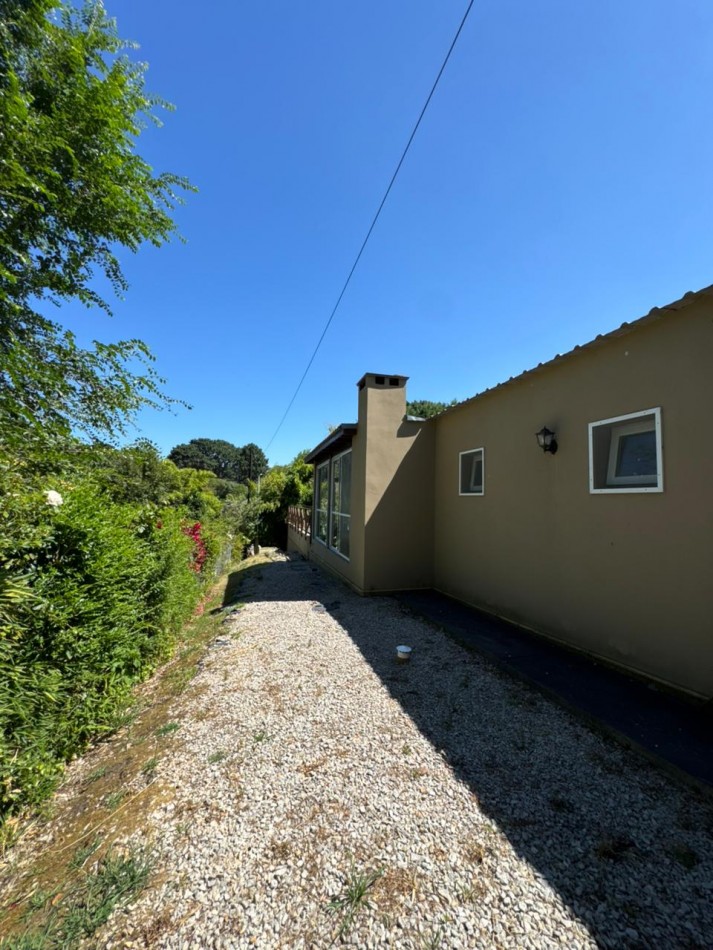 VENTA - CASA CON PARQUE Y PISCINA - SIERRA DE LOS PADRES