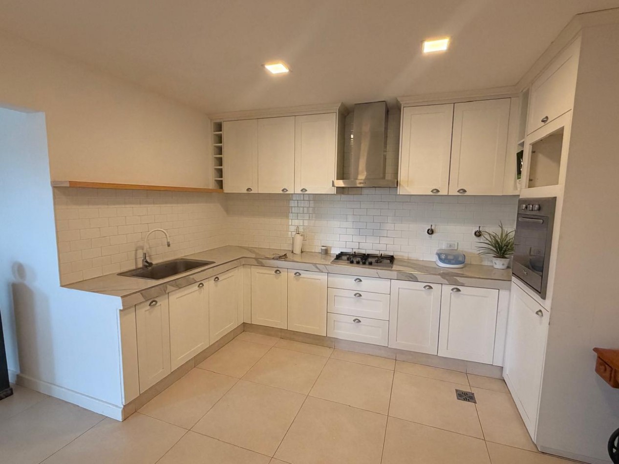 ALQUILER - PH 3 AMBIENTES - ZONA PUERTO