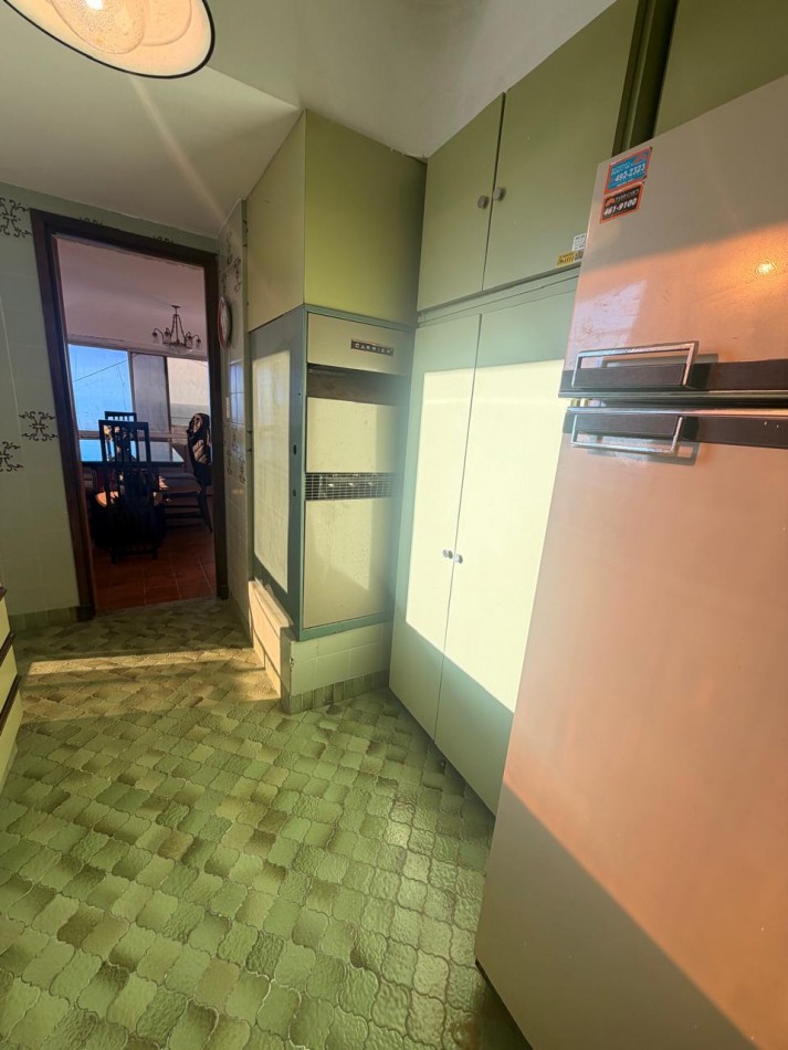 VENTA - PISO 4 AMBIENTES - VISTA PLENA AL MAR