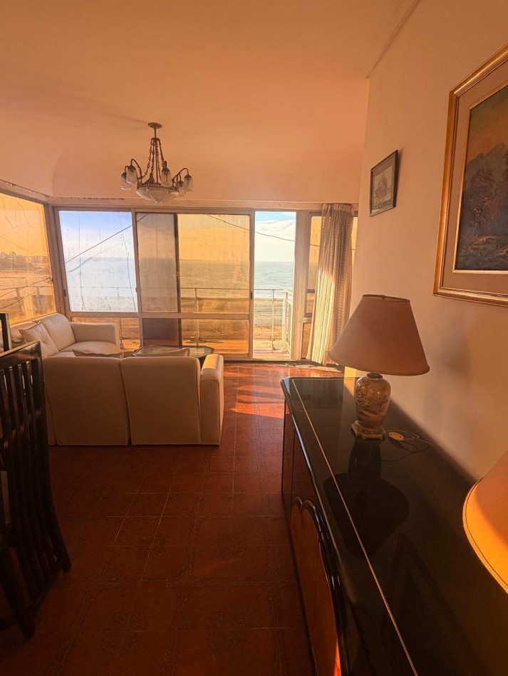 VENTA - PISO 4 AMBIENTES - VISTA PLENA AL MAR