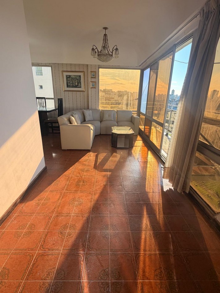 VENTA - PISO 4 AMBIENTES - VISTA PLENA AL MAR