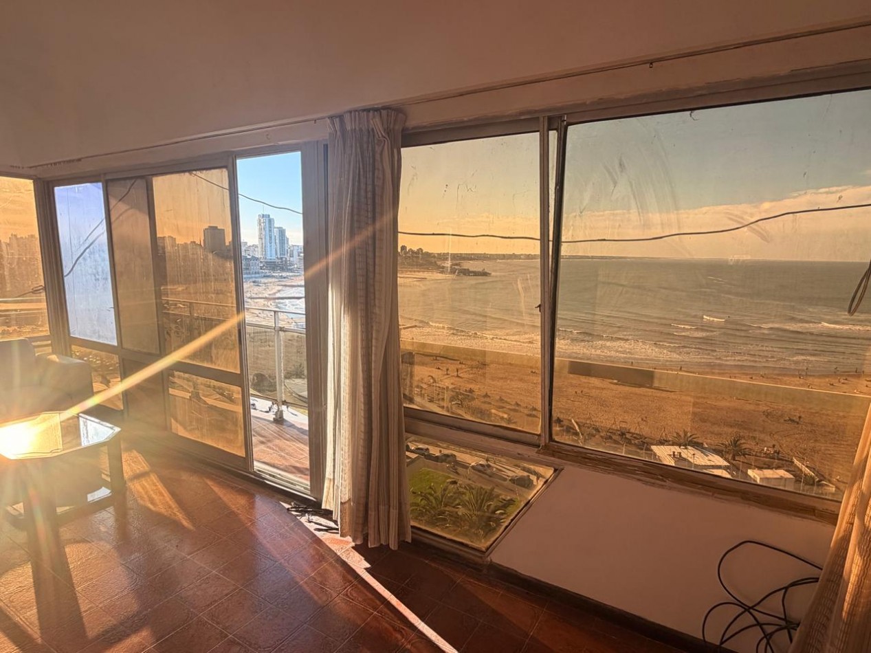 VENTA - PISO 4 AMBIENTES - VISTA PLENA AL MAR